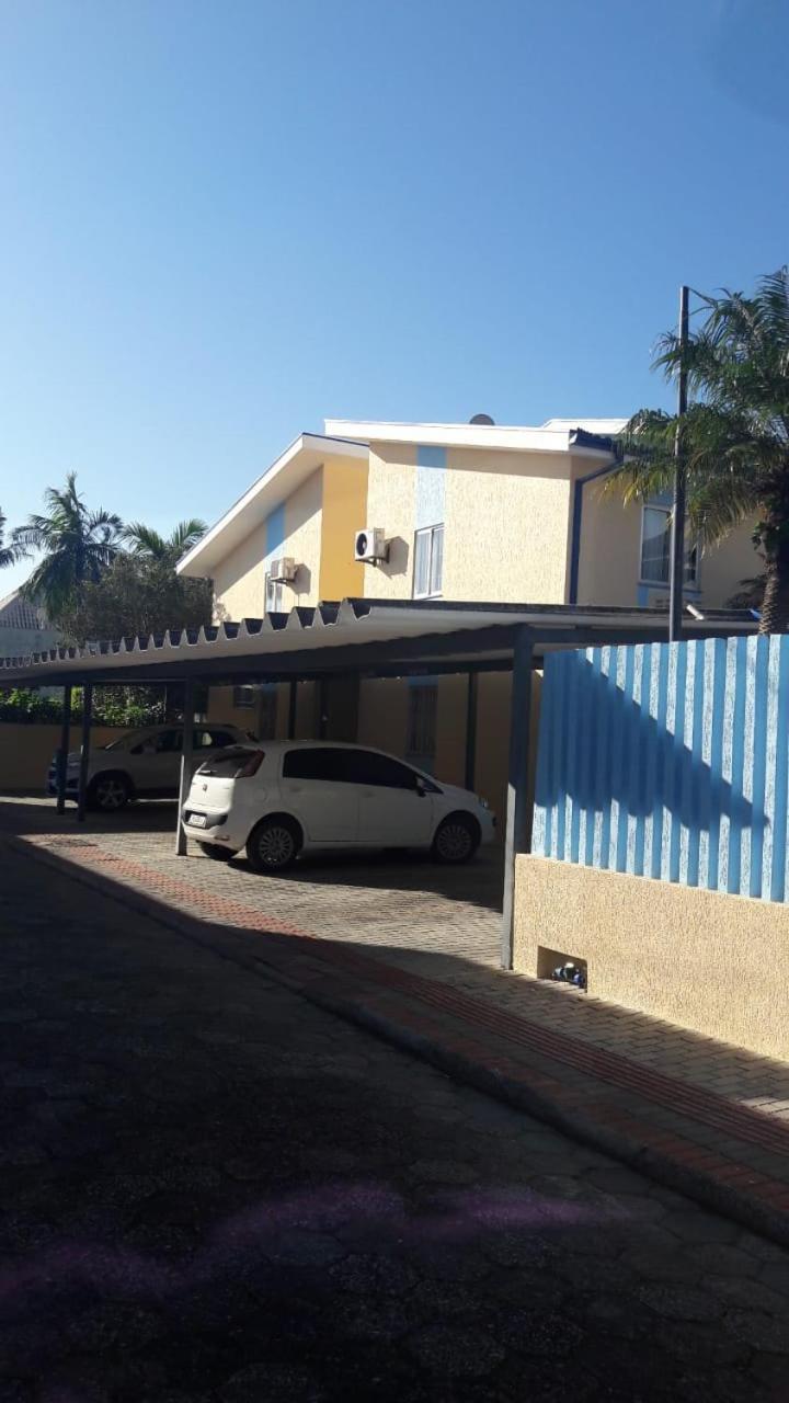 Ap Com Piscina Em Porto Belo公寓 外观 照片