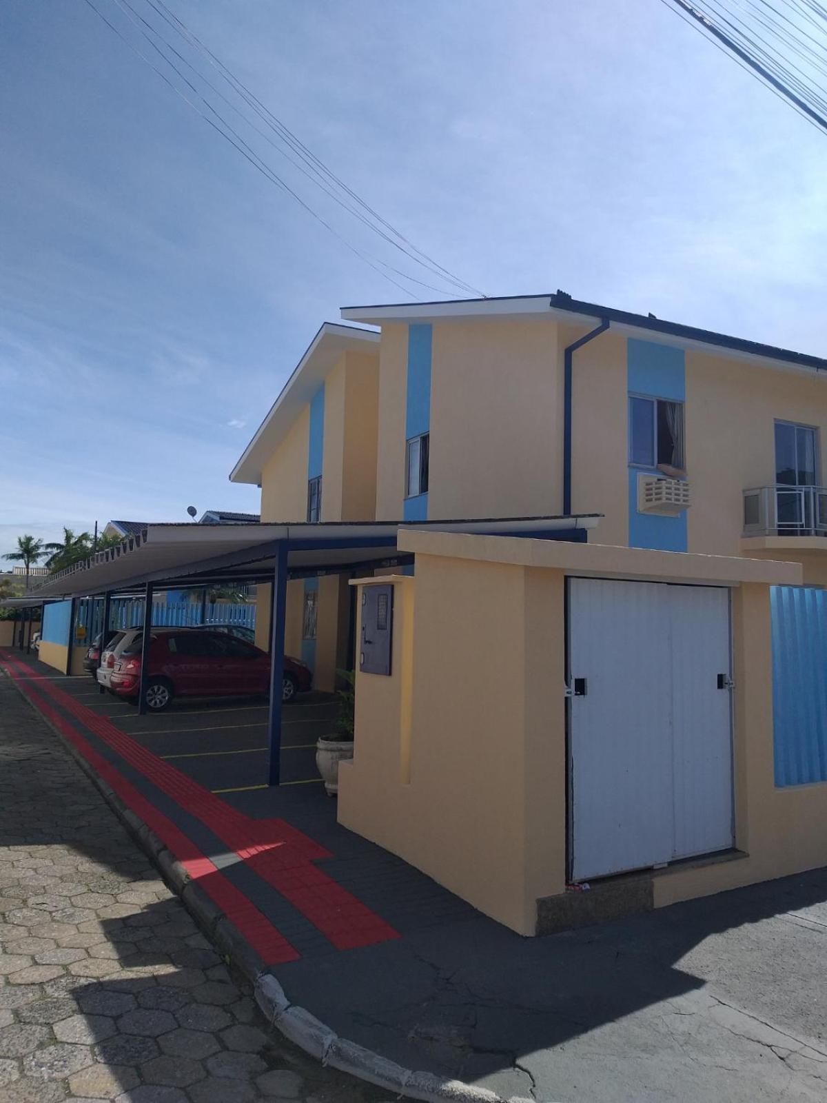 Ap Com Piscina Em Porto Belo公寓 外观 照片